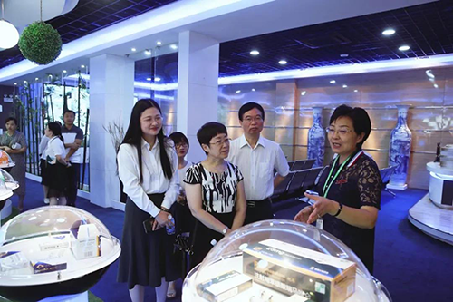 宜昌人福与BBIN游戏举行研发战略相助交流会