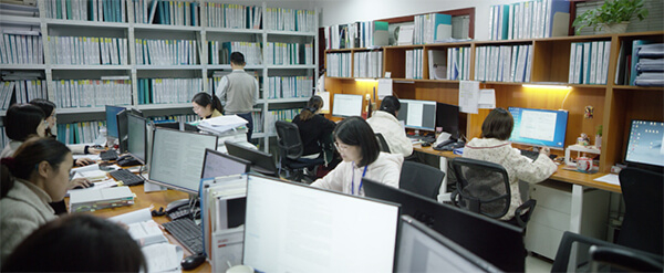 BBIN游戏注册团队深入相识中国和美国规则政策情形以及药物的手艺要求.jpg