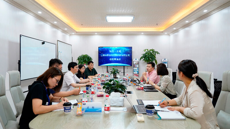 DMPK团队再获客户赞誉，，领泰生物CEO冯焱博士亲临BBIN游戏授奖.jpg